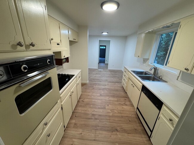Photo - Beautifully Renovated 4-Bedroom Home in NW Corvallis