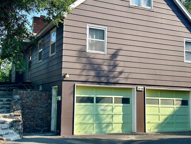 Photo - SPACIOUS HOME IN DESIRABLE HOT SPRINGS, 1....