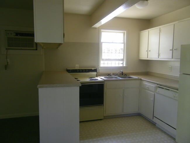 Photo - 435 N Church St Unit #3