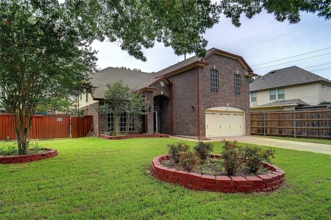 Photo - 617 Turtledove Ln House