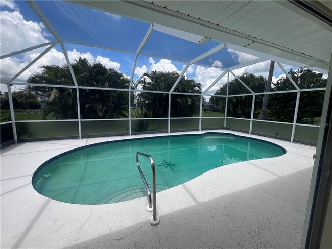1612 Blue Lake Cir