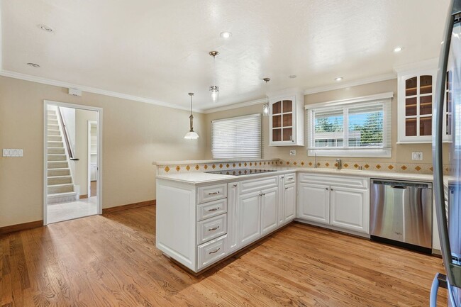 Photo - 12456 Newport Ct