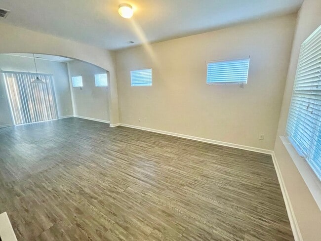 Photo - VillageCreek237 Unit 1