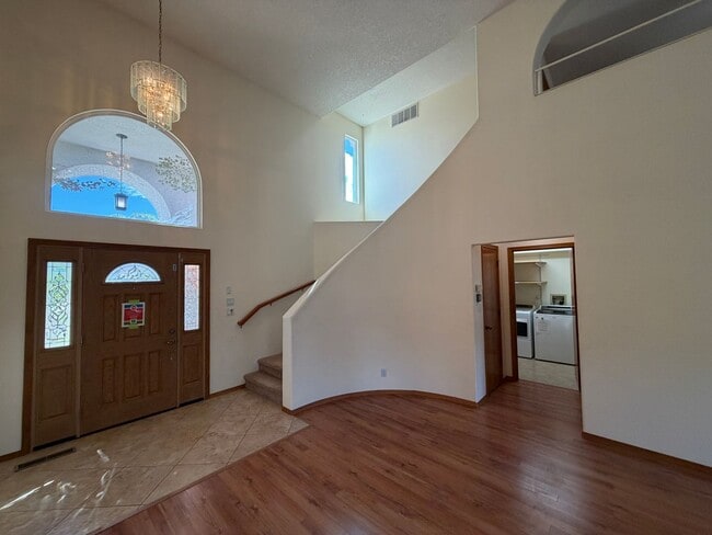 Photo - 9600 Allande Rd NE