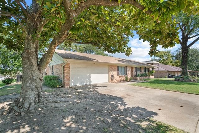 Photo - 605 Southland Dr