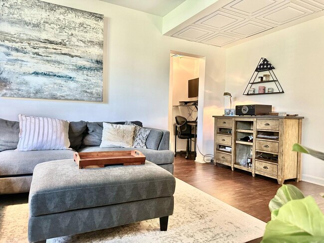 Building Photo - 2021 Key Blvd Unit 12617 Rental