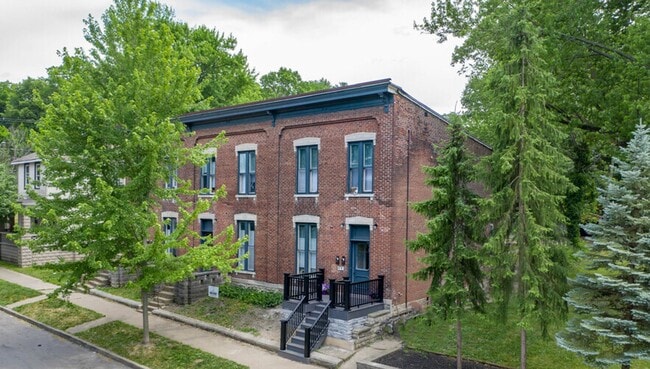 Building Photo - 635-639 Oregon Street Unit 639-#1