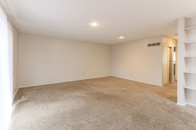 Photo - {10919} Quivera Falls Condo + Attached Two Car Garage + Maintenance Provided Community + Communit...