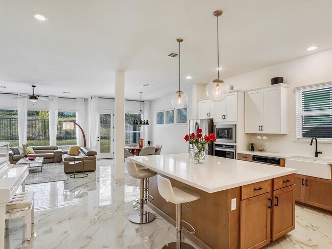 Photo - 889 Hazy Hills Loop