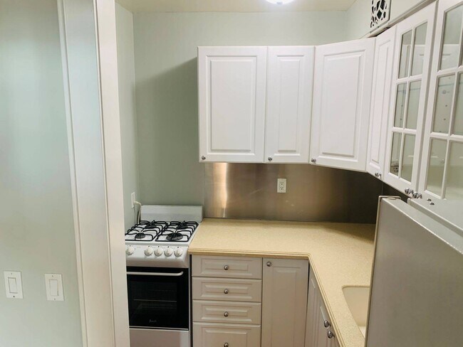 Photo - 0 Grove St Unidad 8