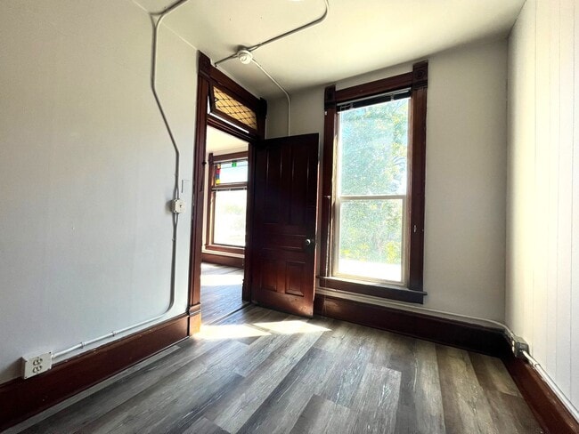 Photo - Light Filled Top Floor 1 Bedroom in Unbeatable Hip Strip Location! Unit B201