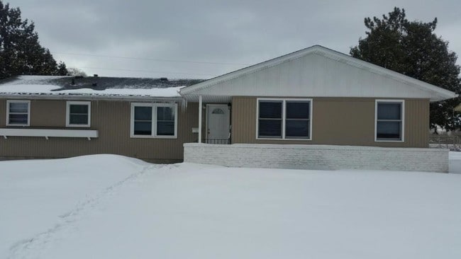 Photo - 1106 13th St S