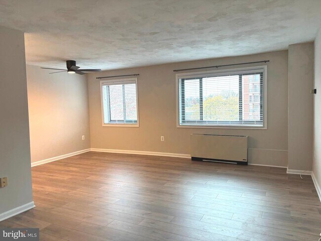 Photo - 1200 S Arlington Ridge Rd Unidad 605