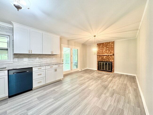Photo - Adorable 3 Bed/2 Bath Off N Holden/Westridge