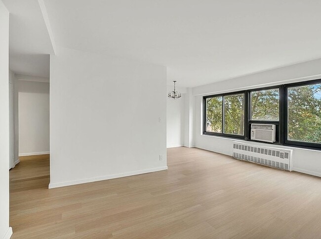 Photo - 33-43 14th St