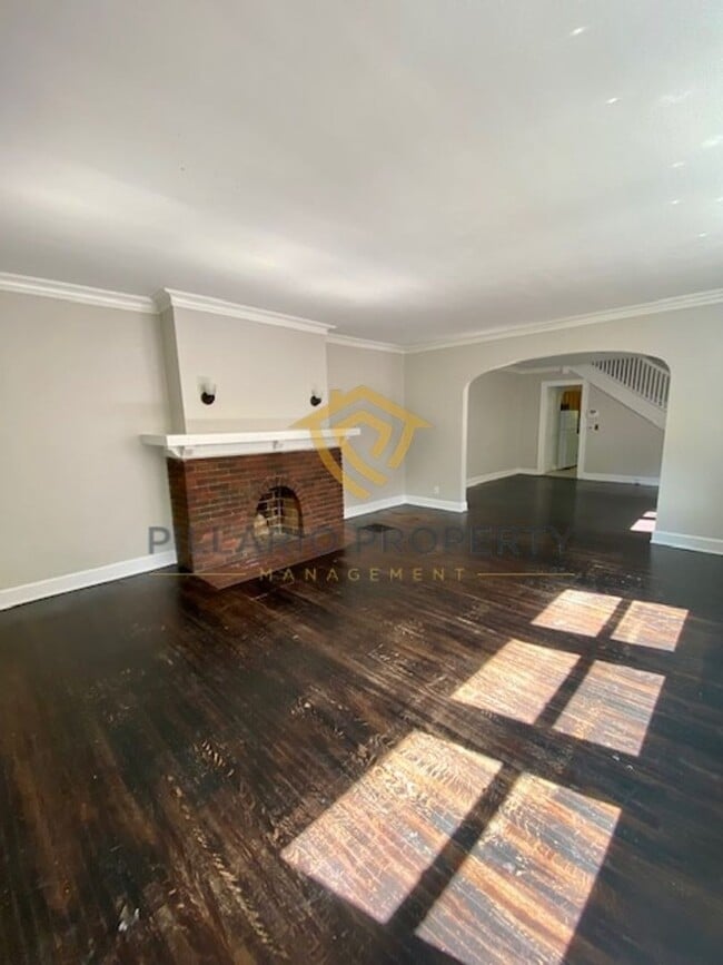 Photo - 4515-4517 N College Ave Unit 4515 N College Ave