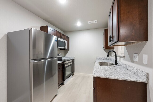 Photo - 200 P St Unit B