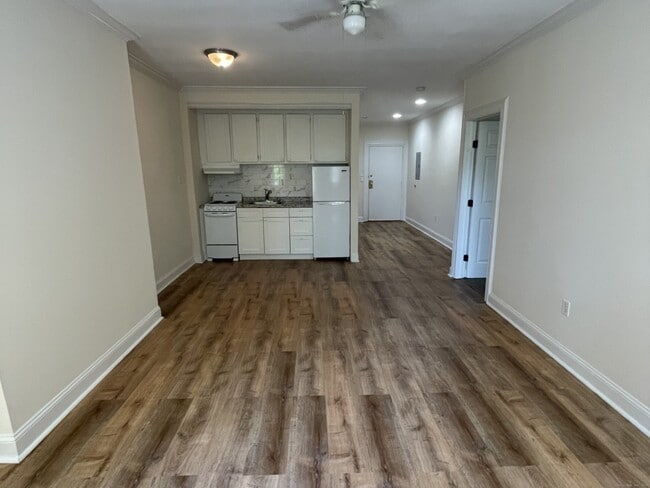 Building Photo - 94 Washington St Unit APT 19
