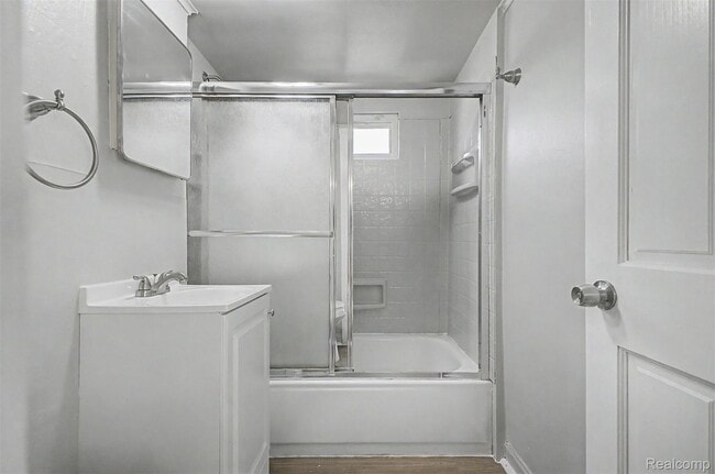 Photo - 1301 E Muir Ave