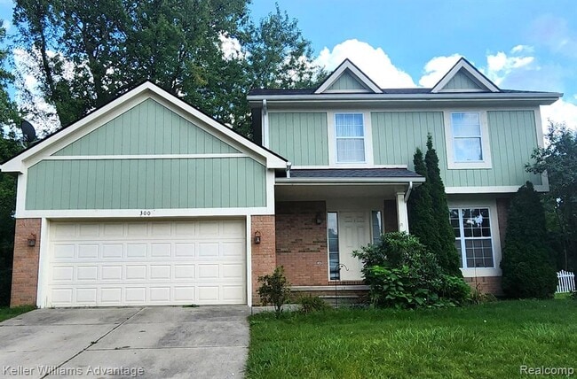 Photo - 300 Alice Ave