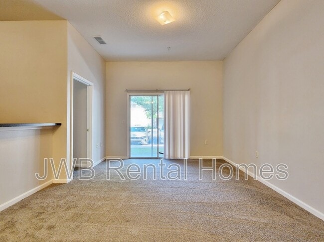 Photo - 5101 Playpen Dr Unit #6-3