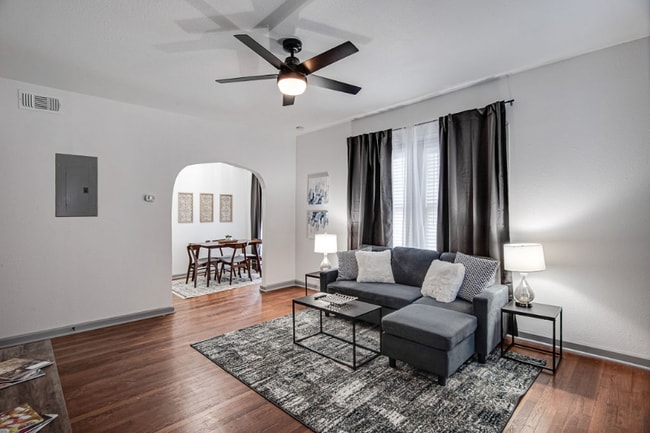1420 College Ave Unit 1424C