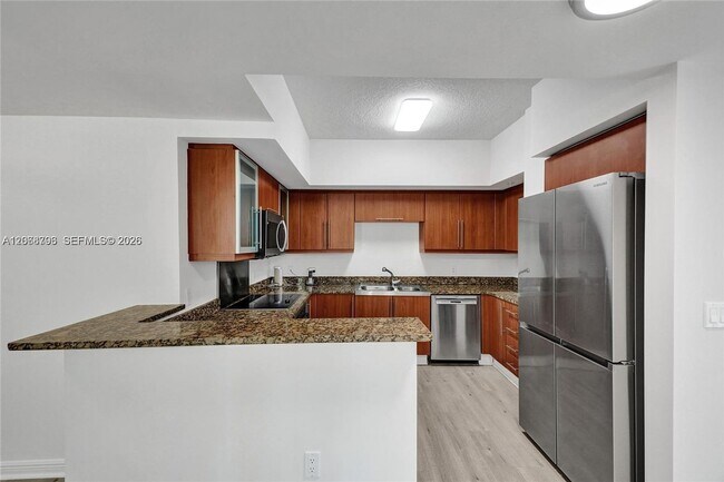 Photo - 888 Douglas Rd