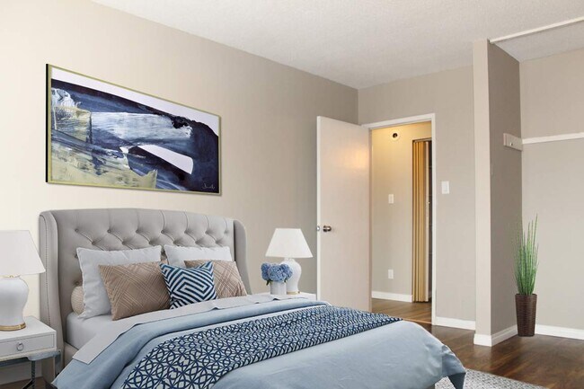 Photo - Rosslyn Apartments