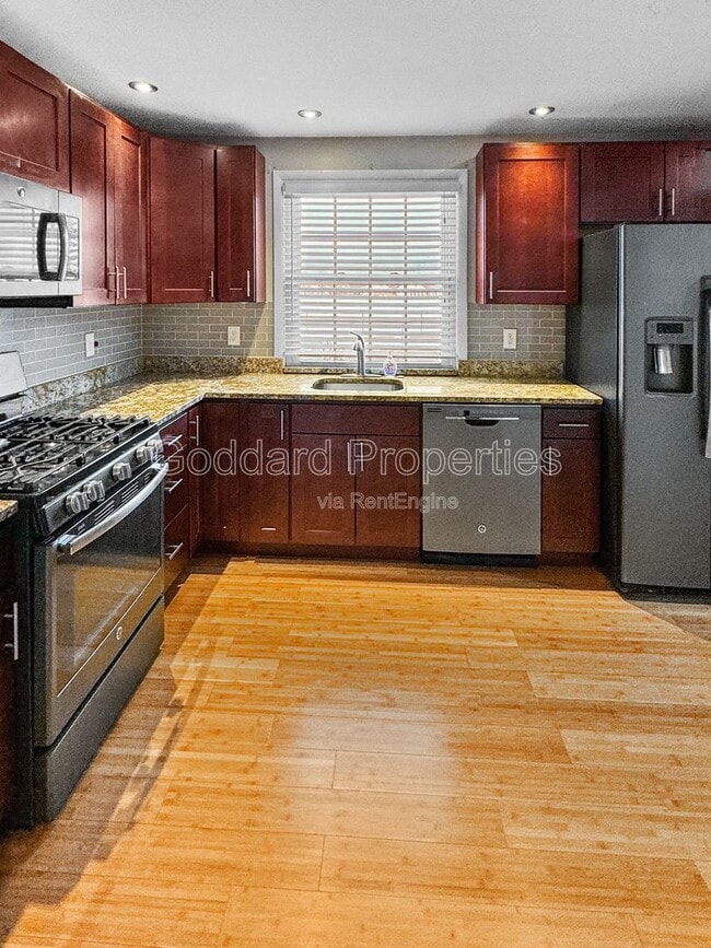 Photo - 412 Ripplewood Rd