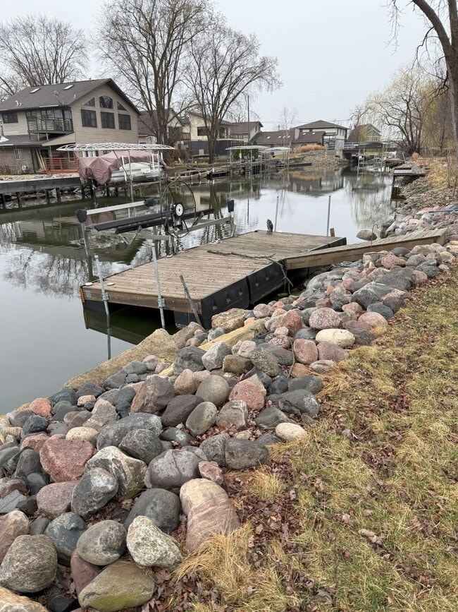Photo - Lake Livin' - 3 Bed / 1.5 bath house on Lake Monona Channel