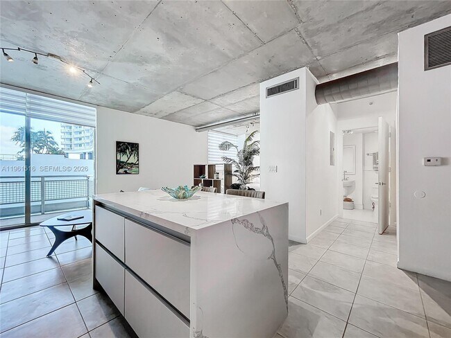 Photo - 690 SW 1st Ct