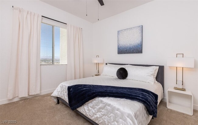 Building Photo - 100 E Warm Springs Rd Unit 4 Rental
