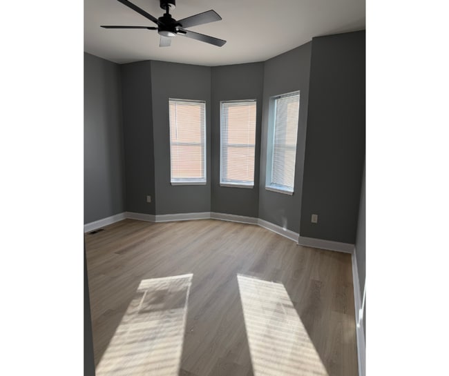 427 S Augusta Ave Unit 1A Available $650 1A