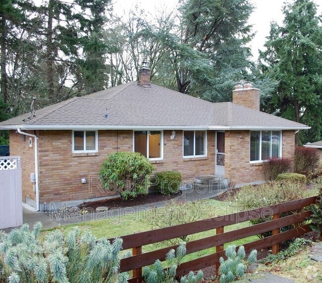 Building Photo - 10832 35th Ave SW Rental