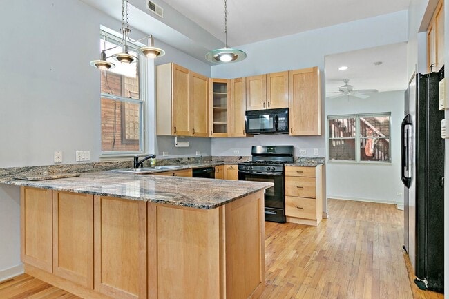 Photo - 2151 W Race Ave