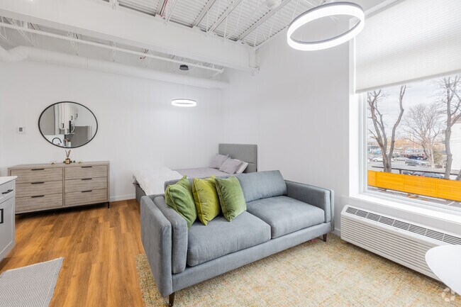 Studio - 430SF