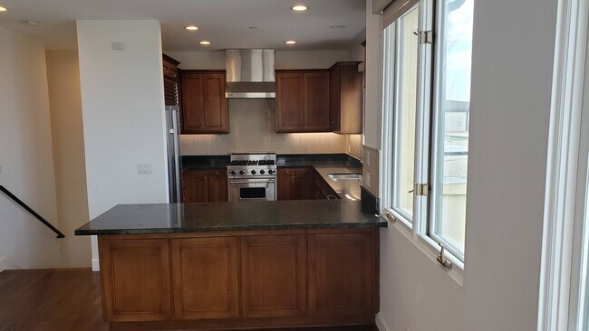 Photo - 224 Rosecrans Ave