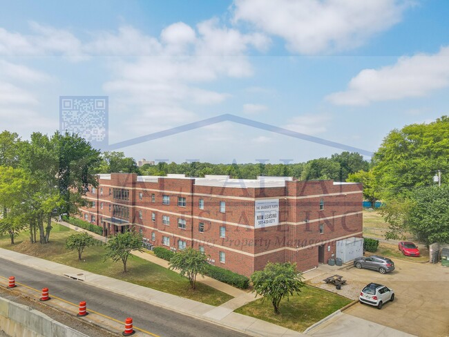 Aerial View - MacArthur Landings Apartments