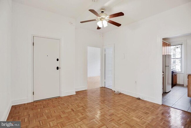 Photo - 2854 Connecticut Ave NW Unit 30