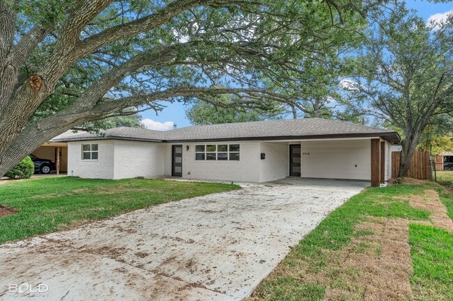 Photo - Check Out this 3 bed 2 bath in Bossier