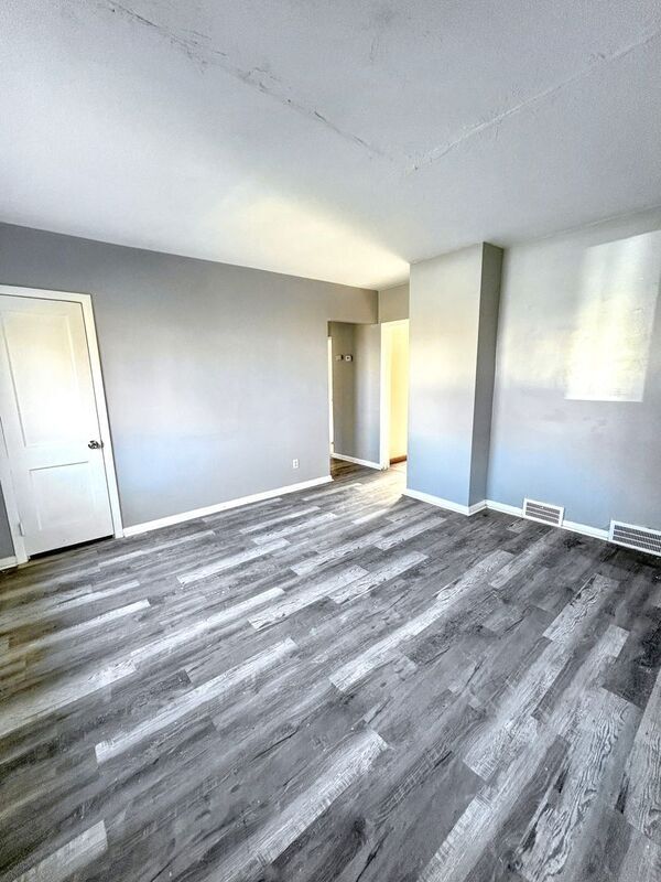 Photo - 16910 Palda Dr