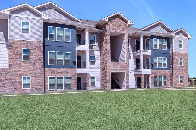 Photo - Riverstone Apartments