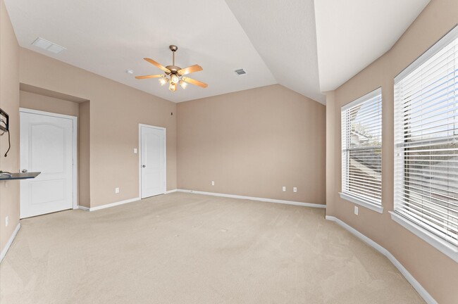 Photo - 2411 Clippers Square