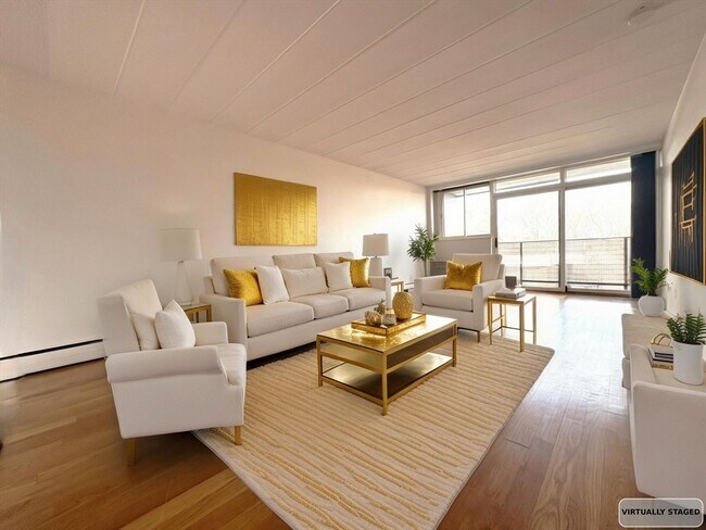 Photo - 345 Harvard St Unidad 4E