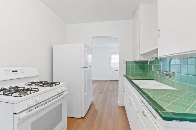 Photo - 551-557 3/4 Washington Blvd. Unidad 553