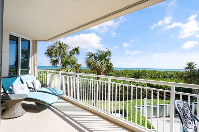 Building Photo - 3000 N Hwy A1A Unit 2c Rental