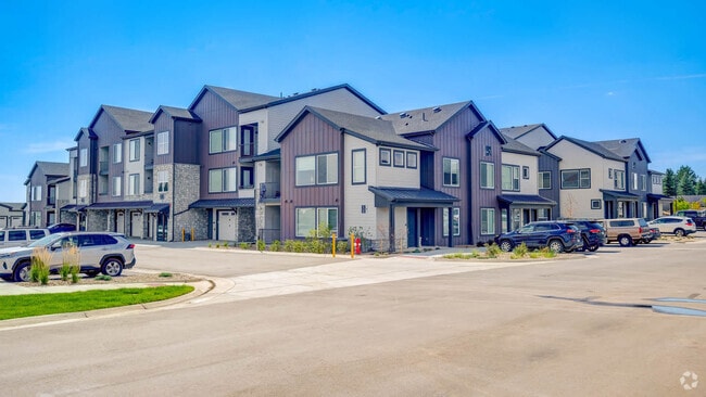 Building Photo - Savanna Nine Mile Rental