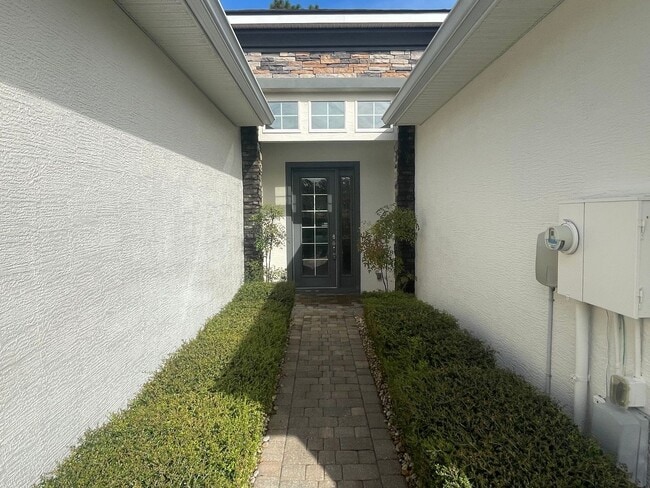 Photo - Beautiful 3 Bedroom 3 Bathroom home in Pla...