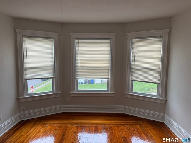 Photo - 37 Greenwood St Unit 2nd Floor