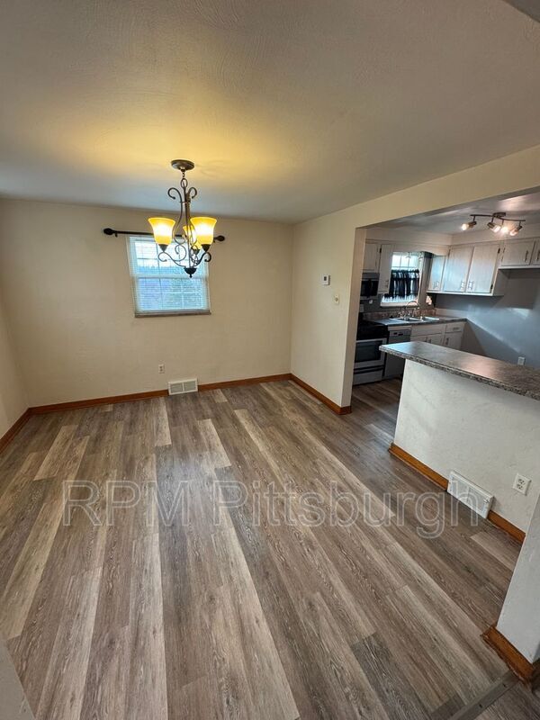 Photo - 2108 Lucina Ave